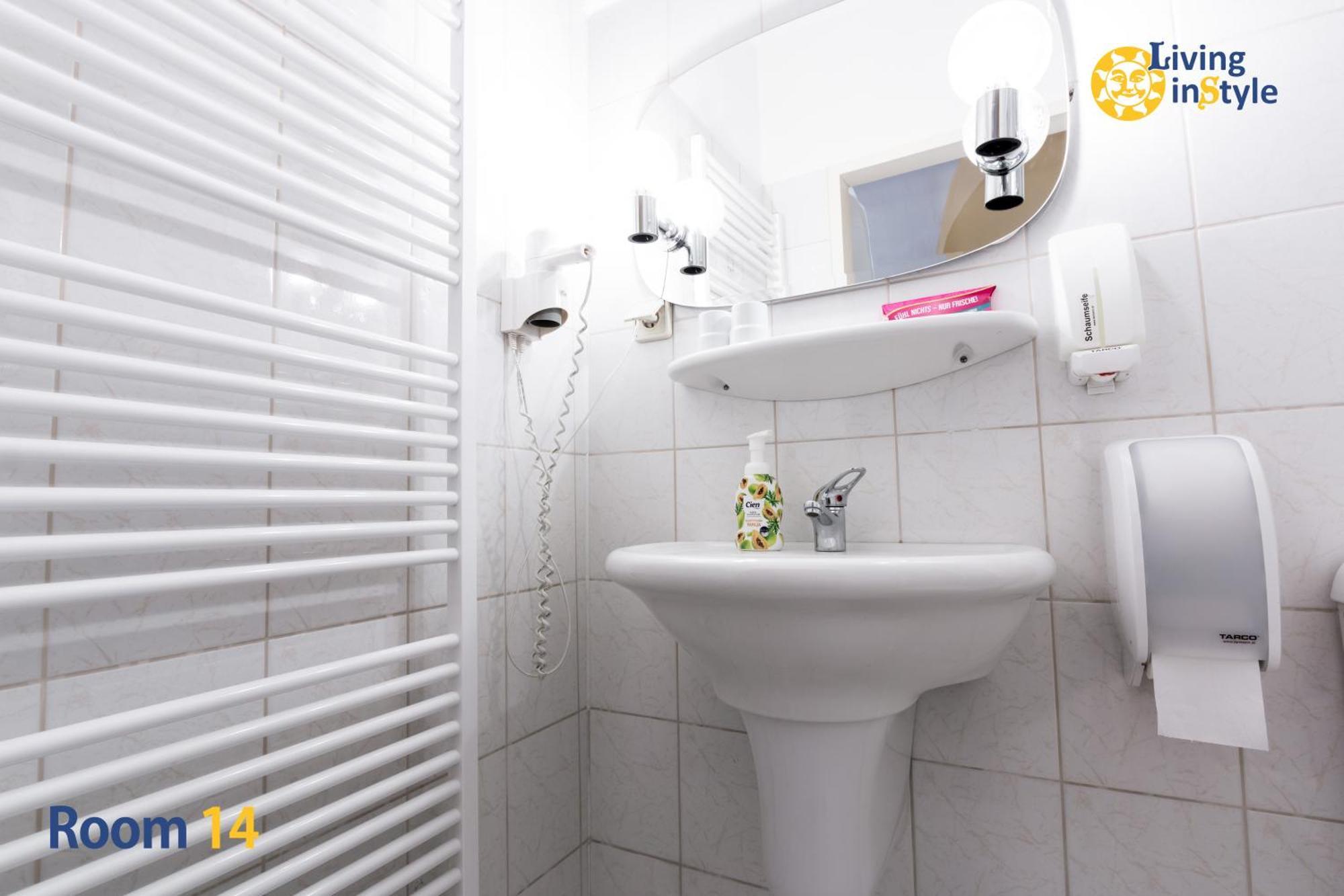 Living Instyle Apartment Krems an der Donau Room photo